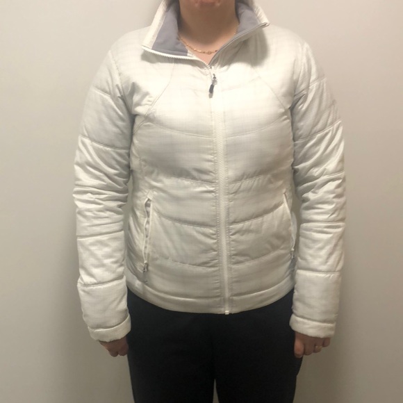 Women’s Columbia Ski Jacket - Picture 2 of 15